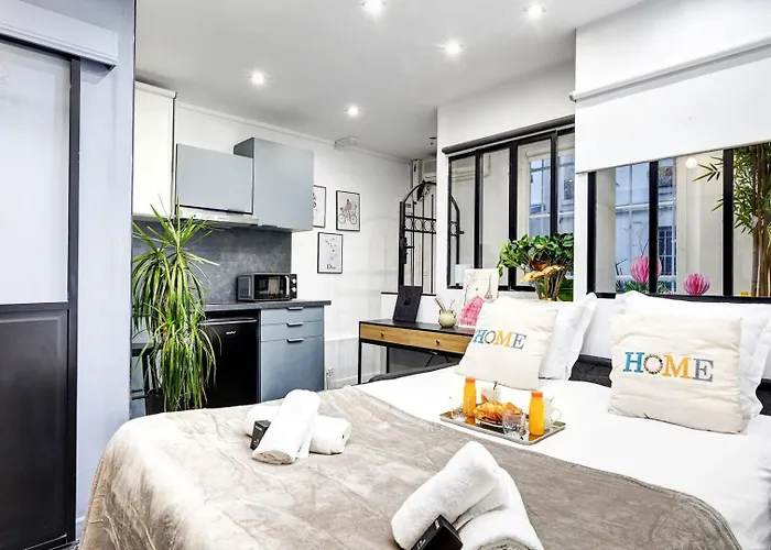 278 Bardot - Lovely 2nd Paris